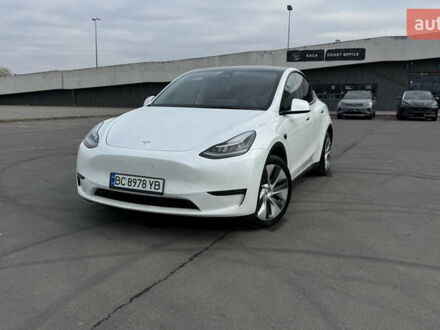 Тесла Model Y 2022 в Львове на Automoto.ua Белый Тесла Model Y, объемом двигателя 0 л и пробегом 57 тыс. км за 25600 $, фото 1 на Automoto.ua