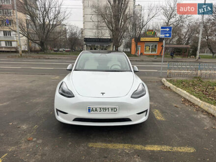 Білий Тесла Model Y, об'ємом двигуна 0 л та пробігом 83 тис. км за 26400 $, фото 1 на Automoto.ua