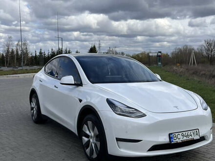 Тесла Model Y 2022 в Сокале на Automoto.ua Белый Тесла Model Y, объемом двигателя 0 л и пробегом 75 тыс. км за 27500 $, фото 1 на Automoto.ua