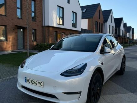 Білий Тесла Model Y, об'ємом двигуна 0 л та пробігом 55 тис. км за 23700 $, фото 1 на Automoto.ua
