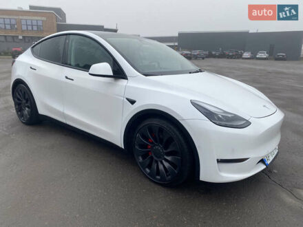 Белый Тесла Model Y, объемом двигателя 0 л и пробегом 58 тыс. км за 29500 $, фото 1 на Automoto.ua
