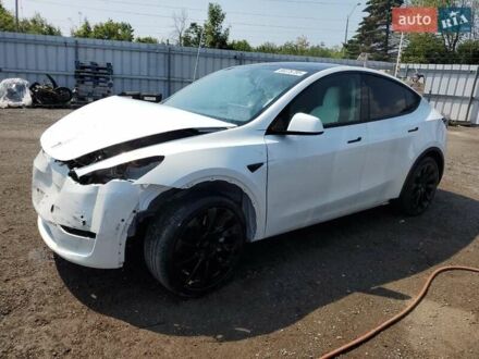 Белый Тесла Model Y, объемом двигателя 0 л и пробегом 37 тыс. км за 11000 $, фото 1 на Automoto.ua