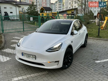 Тесла Model Y 2022 в Ивано-Франковске на Automoto.ua Белый Тесла Model Y, объемом двигателя 0 л и пробегом 18 тыс. км за 39500 $, фото 1 на Automoto.ua