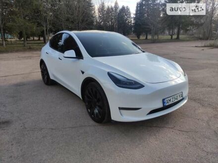 Белый Тесла Model Y, объемом двигателя 0 л и пробегом 2 тыс. км за 41500 $, фото 1 на Automoto.ua