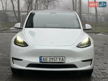 Тесла Model Y 2022 в Днепре (Днепропетровске) на Automoto.ua Белый Тесла Model Y, объемом двигателя 0 л и пробегом 68 тыс. км за 31599 $, фото 1 на Automoto.ua