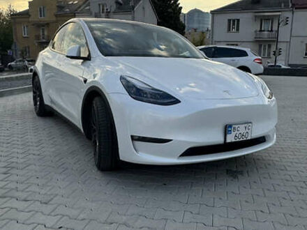 Тесла Model Y 2022 у Львові на Automoto.ua Білий Тесла Model Y, об'ємом двигуна 0 л та пробігом 38 тис. км за 27000 $, фото 1 на Automoto.ua