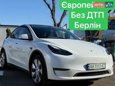 Белый Тесла Model Y, объемом двигателя 0 л и пробегом 49 тыс. км за 30500 $, фото 1 на Automoto.ua
