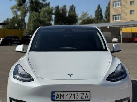 Тесла Model Y 2022 в Житомире на Automoto.ua Белый Тесла Model Y, объемом двигателя 0 л и пробегом 50 тыс. км за 29000 $, фото 1 на Automoto.ua