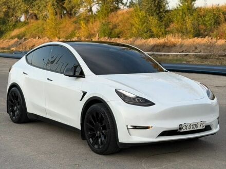 Белый Тесла Model Y, объемом двигателя 0 л и пробегом 101 тыс. км за 27950 $, фото 1 на Automoto.ua