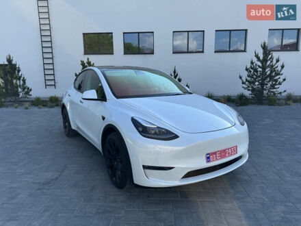 Тесла Model Y 2022 в Луцке на Automoto.ua Белый Тесла Model Y, объемом двигателя 0 л и пробегом 79 тыс. км за 25500 $, фото 1 на Automoto.ua
