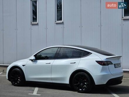 Тесла Model Y 2022 в Львове на Automoto.ua Белый Тесла Model Y, объемом двигателя 0 л и пробегом 43 тыс. км за 26500 $, фото 1 на Automoto.ua