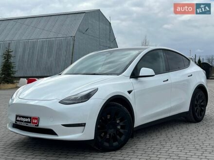 Белый Тесла Model Y, объемом двигателя 0 л и пробегом 105 тыс. км за 23640 $, фото 1 на Automoto.ua