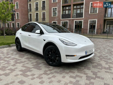 Тесла Model Y 2022 в Харькове на Automoto.ua Белый Тесла Model Y, объемом двигателя 0 л и пробегом 45 тыс. км за 25500 $, фото 1 на Automoto.ua