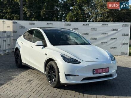 Белый Тесла Model Y, объемом двигателя 0 л и пробегом 243 тыс. км за 18500 $, фото 1 на Automoto.ua