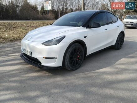 Белый Тесла Model Y, объемом двигателя 0 л и пробегом 60 тыс. км за 24900 $, фото 1 на Automoto.ua