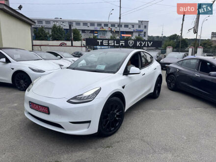 Тесла Model Y 2022 в Киеве на Automoto.ua Белый Тесла Model Y, объемом двигателя 0 л и пробегом 55 тыс. км за 24900 $, фото 1 на Automoto.ua