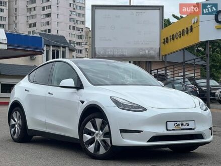 Белый Тесла Model Y, объемом двигателя 0 л и пробегом 31 тыс. км за 24700 $, фото 1 на Automoto.ua