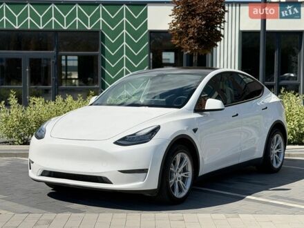 Білий Тесла Model Y, об'ємом двигуна 0 л та пробігом 94 тис. км за 22800 $, фото 1 на Automoto.ua
