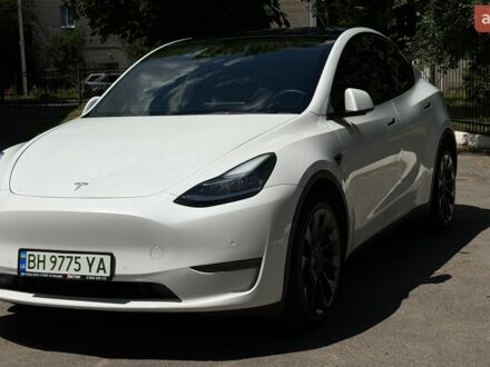 Білий Тесла Model Y, об'ємом двигуна 0 л та пробігом 57 тис. км за 27000 $, фото 1 на Automoto.ua
