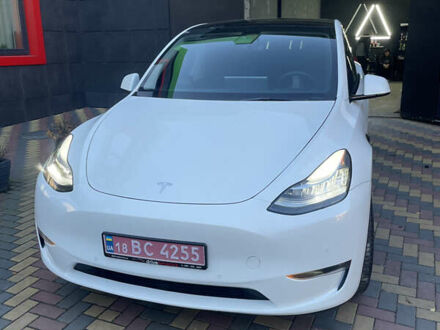 Білий Тесла Model Y, об'ємом двигуна 0 л та пробігом 167 тис. км за 24999 $, фото 1 на Automoto.ua