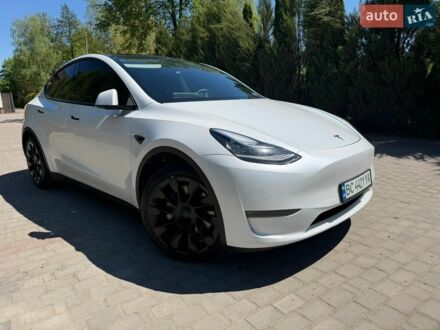 Білий Тесла Model Y, об'ємом двигуна 0 л та пробігом 35 тис. км за 25700 $, фото 1 на Automoto.ua