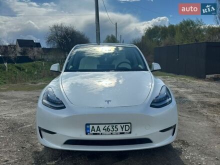Белый Тесла Model Y, объемом двигателя 0 л и пробегом 70 тыс. км за 23800 $, фото 1 на Automoto.ua