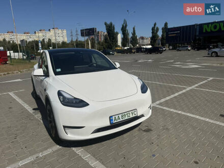Белый Тесла Model Y, объемом двигателя 0 л и пробегом 135 тыс. км за 22500 $, фото 1 на Automoto.ua
