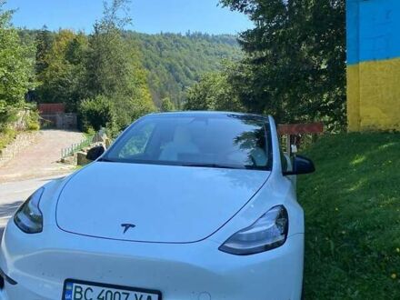Тесла Model Y 2022 в Львове на Automoto.ua Белый Тесла Model Y, объемом двигателя 0 л и пробегом 24 тыс. км за 25888 $, фото 1 на Automoto.ua