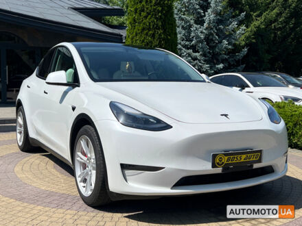 Тесла Model Y 2022 в Львове на Automoto.ua Белый Тесла Model Y, объемом двигателя 75 л и пробегом 49 тыс. км за 31000 $, фото 1 на Automoto.ua