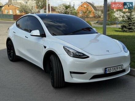 Тесла Model Y 2022 в Жмеренке на Automoto.ua Белый Тесла Model Y, объемом двигателя 0 л и пробегом 59 тыс. км за 28800 $, фото 1 на Automoto.ua
