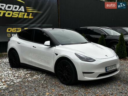 Белый Тесла Model Y, объемом двигателя 0 л и пробегом 57 тыс. км за 30100 $, фото 1 на Automoto.ua