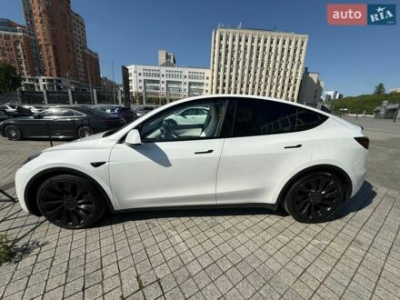 Белый Тесла Model Y, объемом двигателя 0 л и пробегом 94 тыс. км за 30400 $, фото 1 на Automoto.ua