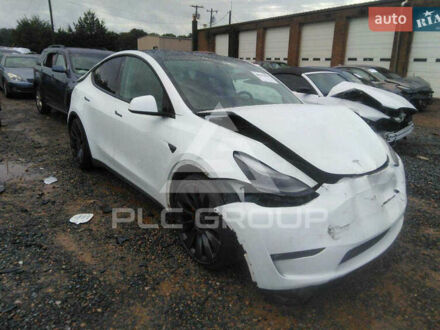Тесла Model Y 2022 в Киеве на Automoto.ua Белый Тесла Model Y, объемом двигателя 0 л и пробегом 88 тыс. км за 21300 $, фото 1 на Automoto.ua