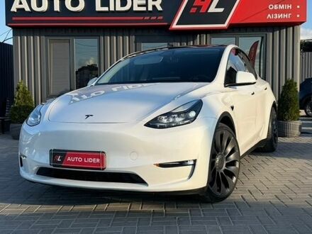 Белый Тесла Model Y, объемом двигателя 0 л и пробегом 56 тыс. км за 26300 $, фото 1 на Automoto.ua