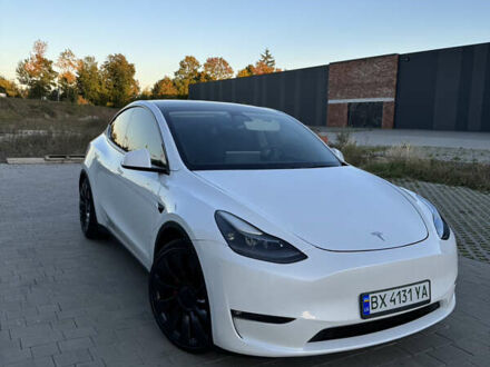 Тесла Model Y 2022 в Хмельницком на Automoto.ua Белый Тесла Model Y, объемом двигателя 0 л и пробегом 53 тыс. км за 29500 $, фото 1 на Automoto.ua