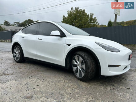 Тесла Model Y 2022 у Вінниці на Automoto.ua Білий Тесла Model Y, об'ємом двигуна 0 л та пробігом 80 тис. км за 24900 $, фото 1 на Automoto.ua