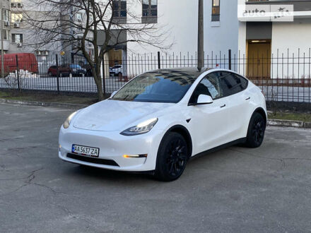 Белый Тесла Model Y, объемом двигателя 0 л и пробегом 32 тыс. км за 34900 $, фото 1 на Automoto.ua