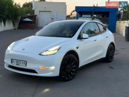Белый Тесла Model Y, объемом двигателя 0 л и пробегом 77 тыс. км за 28500 $, фото 1 на Automoto.ua