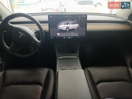 Білий Тесла Model Y, об'ємом двигуна 0 л та пробігом 36 тис. км за 25700 $, фото 1 на Automoto.ua