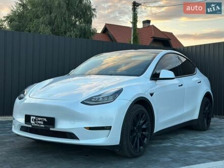 Білий Тесла Model Y, об'ємом двигуна 0 л та пробігом 55 тис. км за 26000 $, фото 1 на Automoto.ua