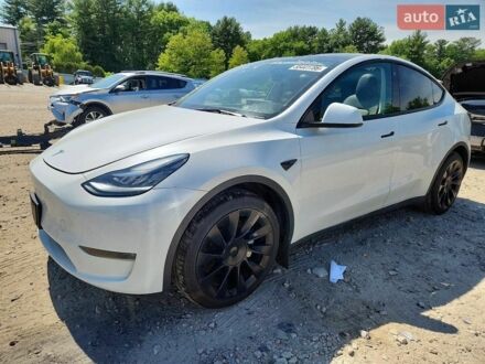 Белый Тесла Model Y, объемом двигателя 0 л и пробегом 68 тыс. км за 9500 $, фото 1 на Automoto.ua