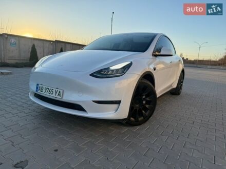 Белый Тесла Model Y, объемом двигателя 0 л и пробегом 68 тыс. км за 26700 $, фото 1 на Automoto.ua