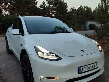 Тесла Model Y 2023 в Запорожье на Automoto.ua Белый Тесла Model Y, объемом двигателя 0 л и пробегом 7 тыс. км за 32900 $, фото 1 на Automoto.ua