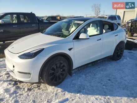 Тесла Model Y 2023 в Львове на Automoto.ua Белый Тесла Model Y, объемом двигателя 0 л и пробегом 25 тыс. км за 13000 $, фото 1 на Automoto.ua