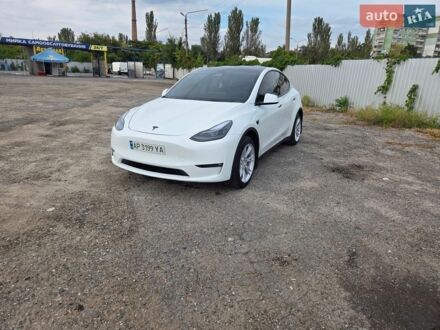 Белый Тесла Model Y, объемом двигателя 0 л и пробегом 39 тыс. км за 31500 $, фото 1 на Automoto.ua