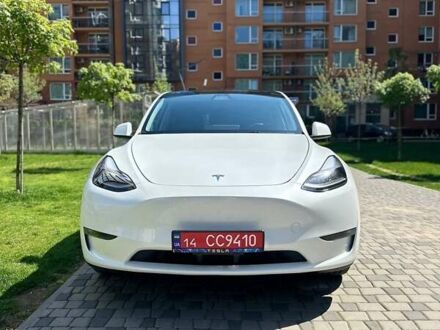 Белый Тесла Model Y, объемом двигателя 0 л и пробегом 63 тыс. км за 27200 $, фото 1 на Automoto.ua