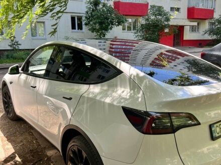 Белый Тесла Model Y, объемом двигателя 0 л и пробегом 115 тыс. км за 25300 $, фото 1 на Automoto.ua