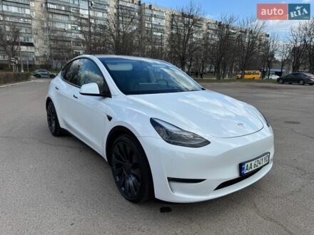Белый Тесла Model Y, объемом двигателя 0 л и пробегом 43 тыс. км за 28600 $, фото 1 на Automoto.ua