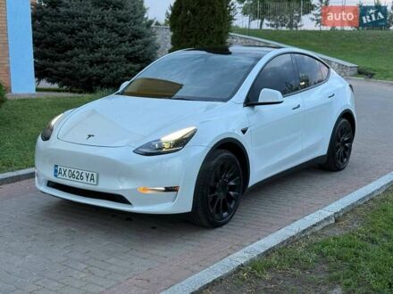Тесла Model Y 2023 в Харькове на Automoto.ua Белый Тесла Model Y, объемом двигателя 0 л и пробегом 36 тыс. км за 28500 $, фото 1 на Automoto.ua