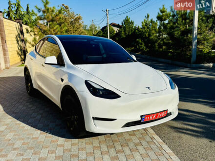 Тесла Model Y 2023 в Новомосковске на Automoto.ua Белый Тесла Model Y, объемом двигателя 0 л и пробегом 57 тыс. км за 26500 $, фото 1 на Automoto.ua